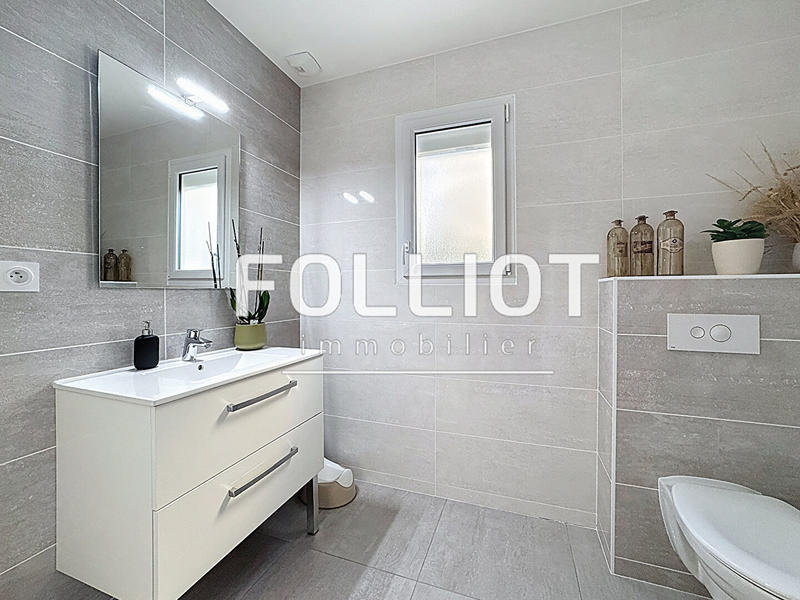 Maison - 105 m² - 4 pièces