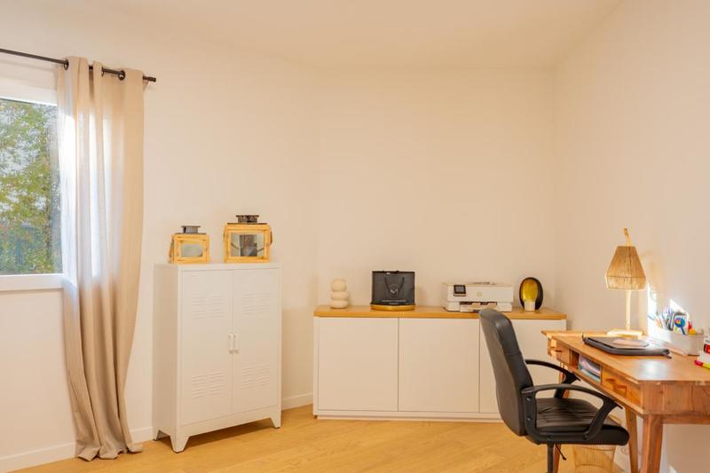 Villa - 231 m² - 6 pièces