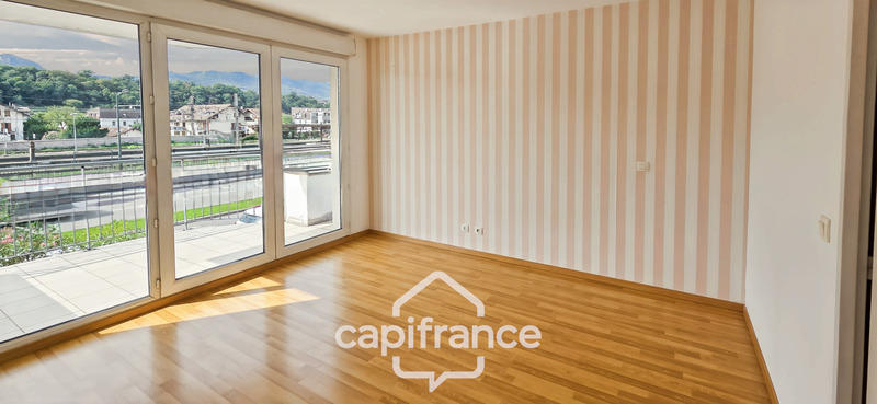 Appartement - 92 m² - 4 pièces