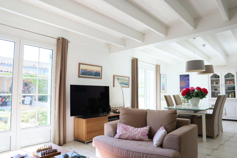 Maison - 210 m² - 6 pièces