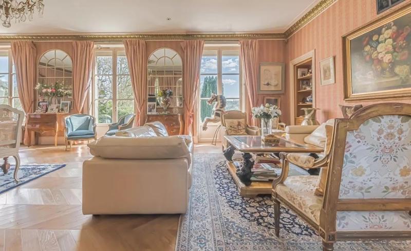 Manoir - 430 m² - 11 pièces