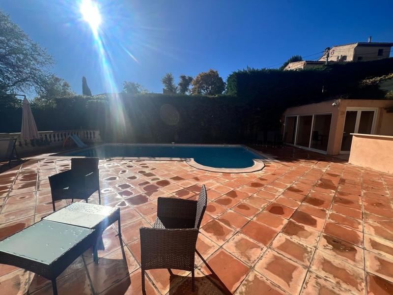 Maison - 118 m² - 6 pièces