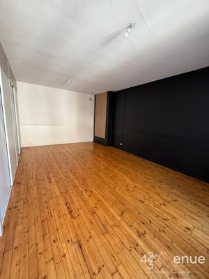 Appartement - 166 m² - 6 pièces