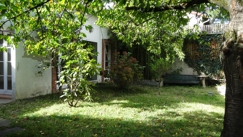 Maison - 258 m² - 11 pièces