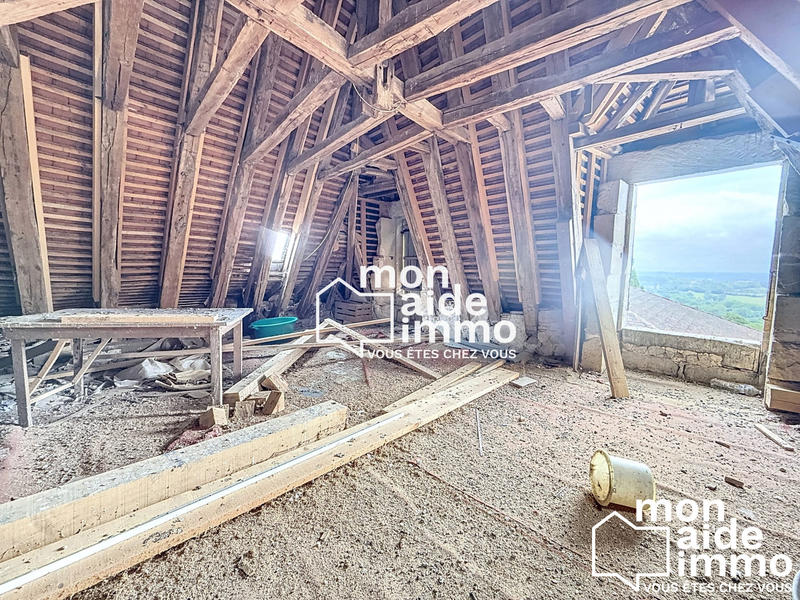 Maison - 300 m² - 12 pièces