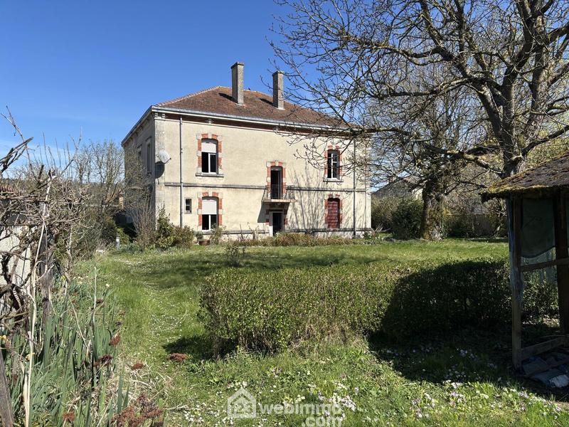 Maison de maîtres - 351 m² - 7 pièces
