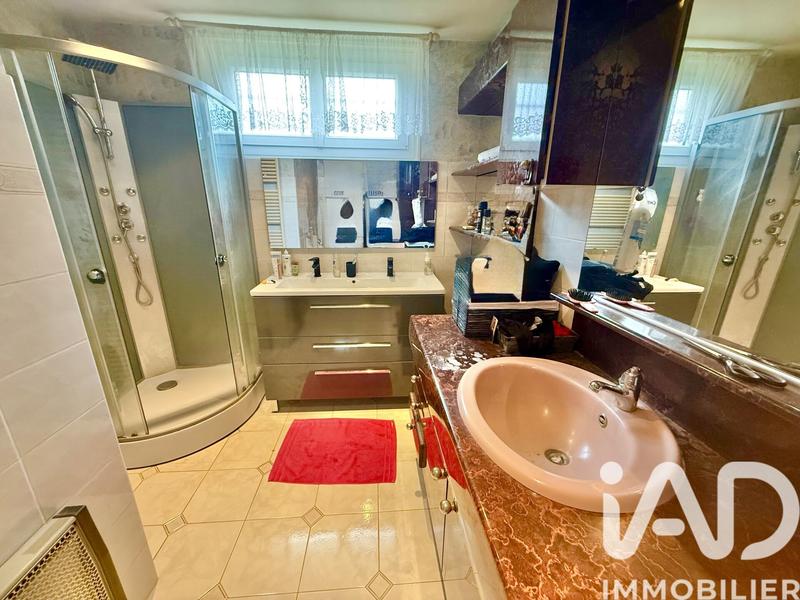 Maison - 125 m² - 6 pièces