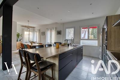 Maison - 172 m² - 7 pièces