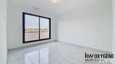 Maison - 143 m² - 5 pièces