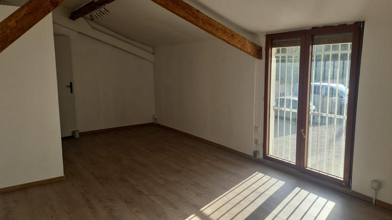 Local commercial - 56 m² - 1 pièce