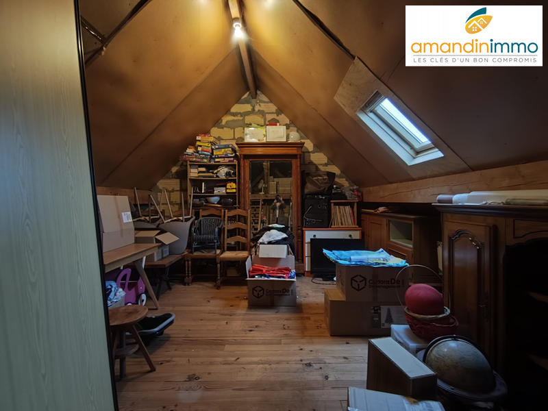 Maison - 97 m² - 7 pièces