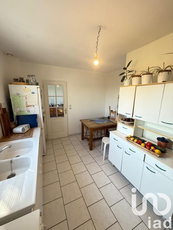 Maison - 94 m² - 5 pièces