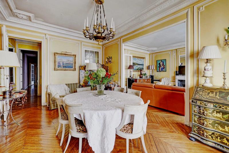 Appartement - 138 m² - 5 pièces