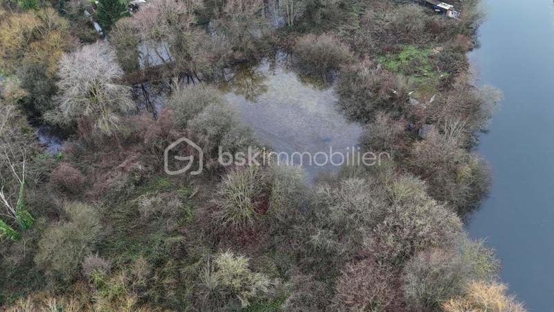 Terrain de loisirs - 4 584 m²