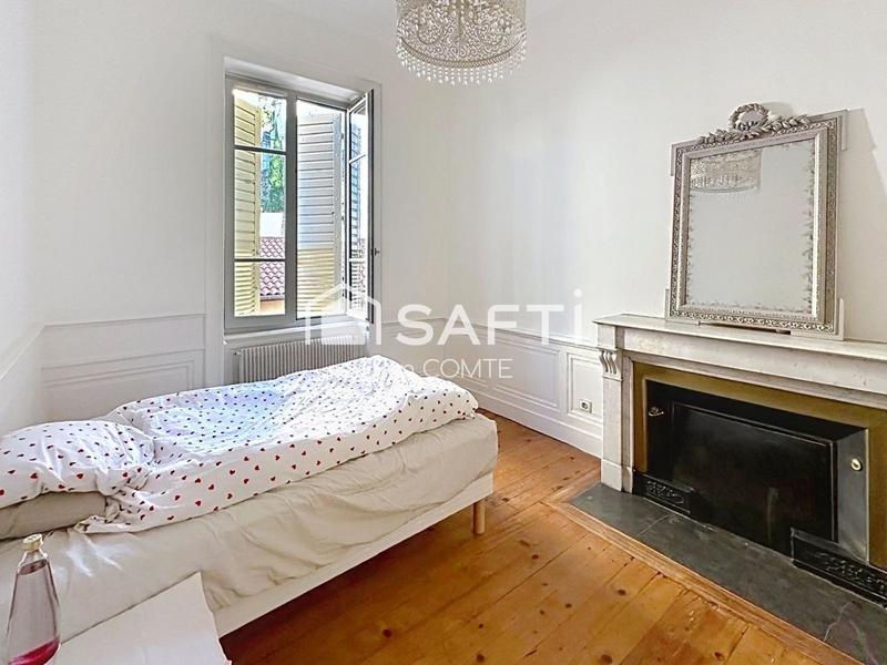 Appartement - 125 m² - 4 pièces