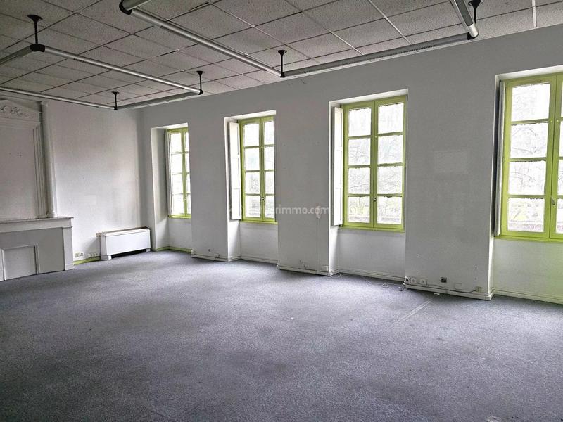 Maison - 300 m² - 10 pièces