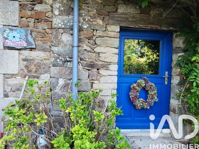 Maison - 288 m² - 11 pièces