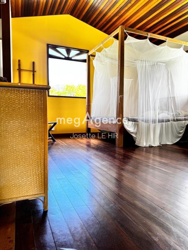 Maison d'architecte - 160 m² - 6 pièces