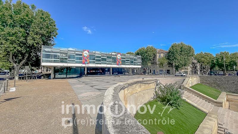 Maison - 280 m² - 6 pièces