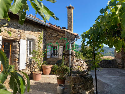 Maison - 122 m² - 6 pièces