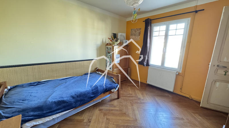 Maison - 100 m² - 6 pièces