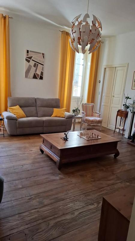 Appartement - 110 m² - 4 pièces