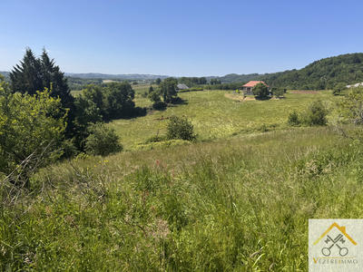 Terrain - 2 746 m²