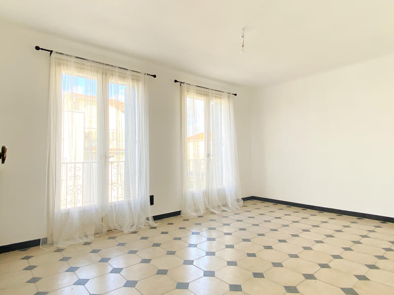 Maison - 186 m² - 5 pièces