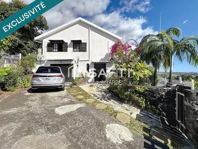 Maison - 145 m² - 5 pièces