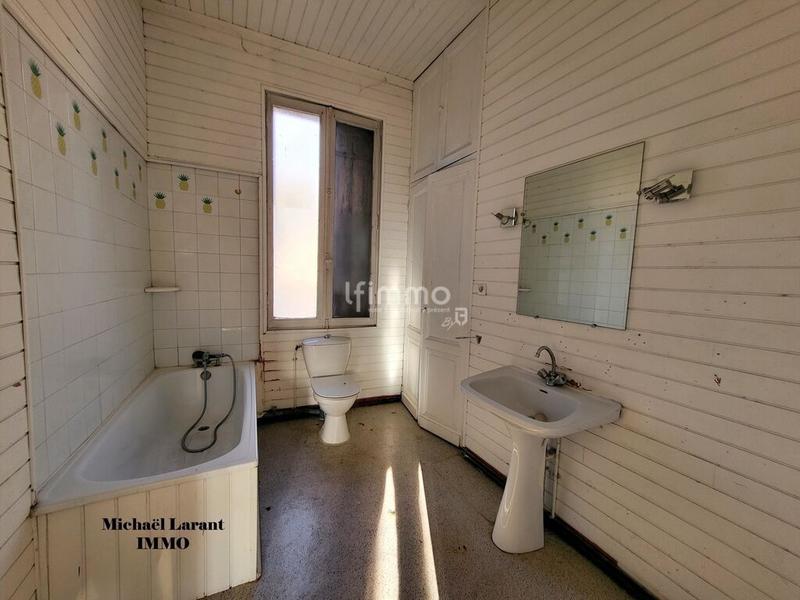 Immeuble - 228 m² - 8 pièces