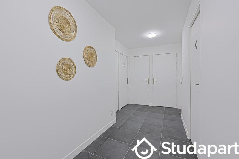 Chambre - 11 m² - 1 pièce