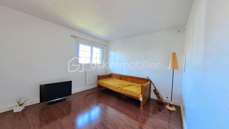 Maison - 170 m² - 7 pièces