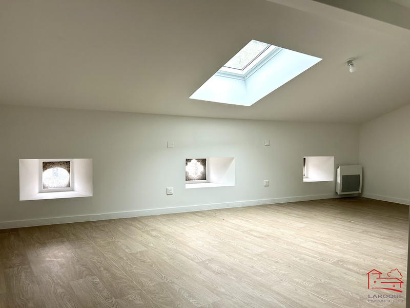 Appartement - 83 m² - 3 pièces