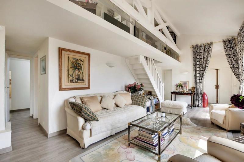 Loft - 132 m² - 4 pièces