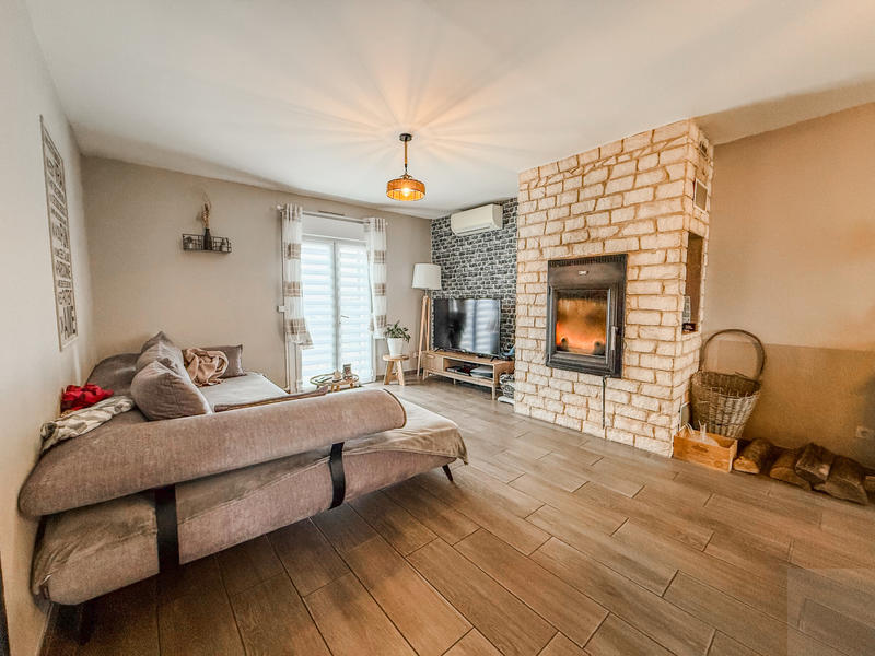 Maison - 100 m² - 4 pièces