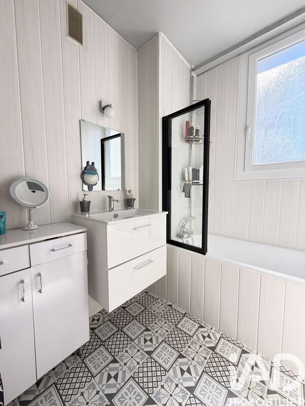 Appartement - 76 m² - 3 pièces