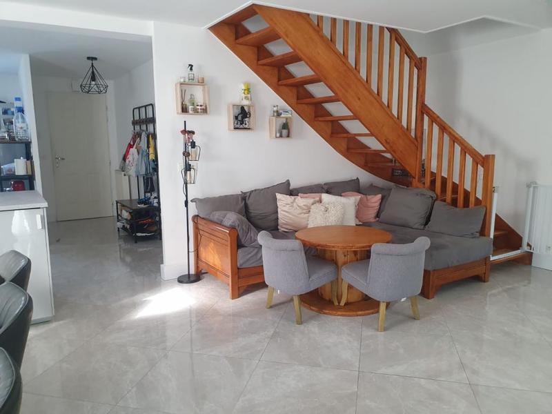 Maison - 97 m² - 5 pièces