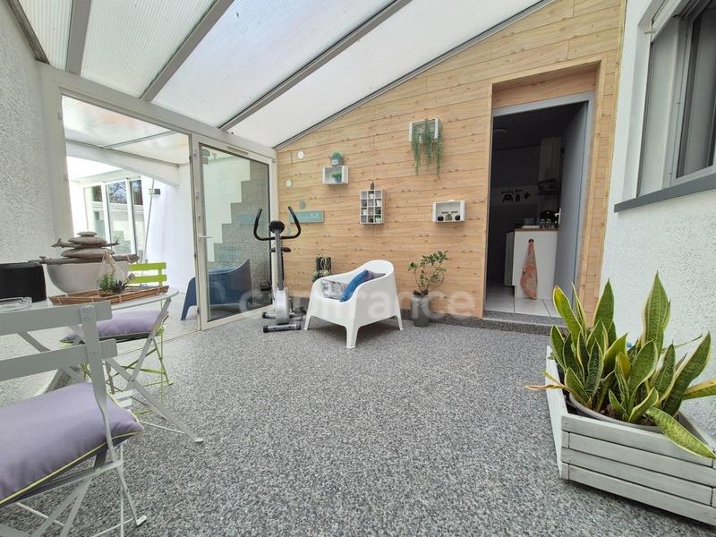 Maison - 170 m² - 5 pièces