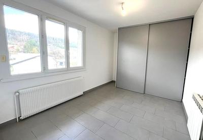 Appartement - 142 m² - 5 pièces