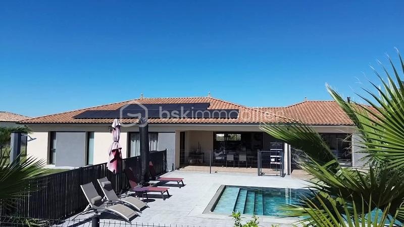 Maison - 190 m² - 5 pièces