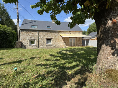 Maison - 90 m² - 5 pièces