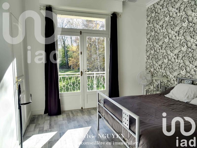 Maison - 486 m² - 12 pièces