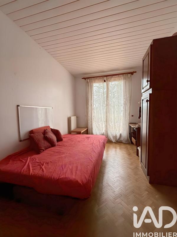 Maison - 209 m² - 6 pièces