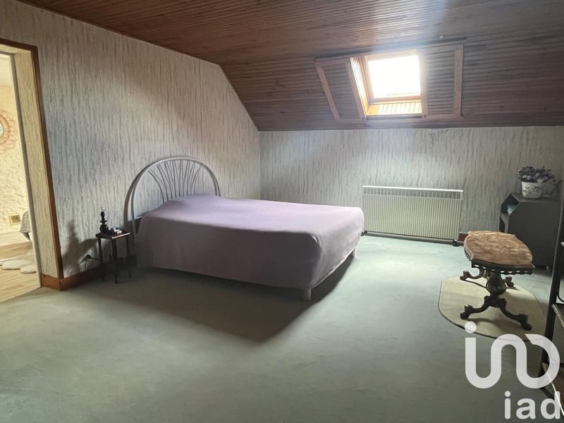 Maison - 212 m² - 7 pièces