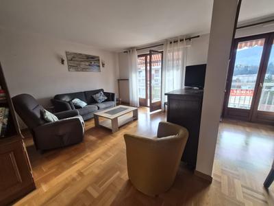 Appartement - 77 m² - 3 pièces