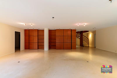 Appartement - 283 m² - 7 pièces