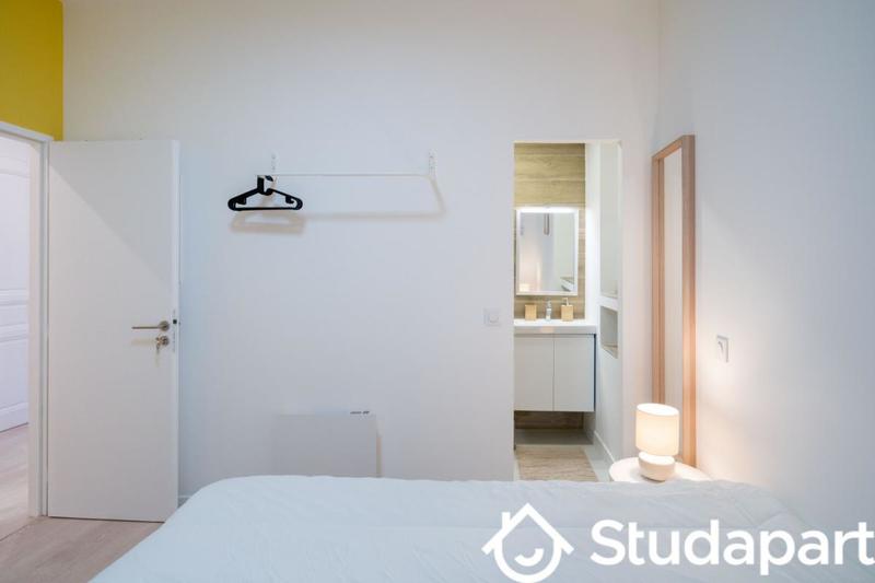 Chambre - 10 m² - 1 pièce