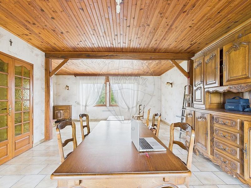 Maison - 126 m² - 7 pièces