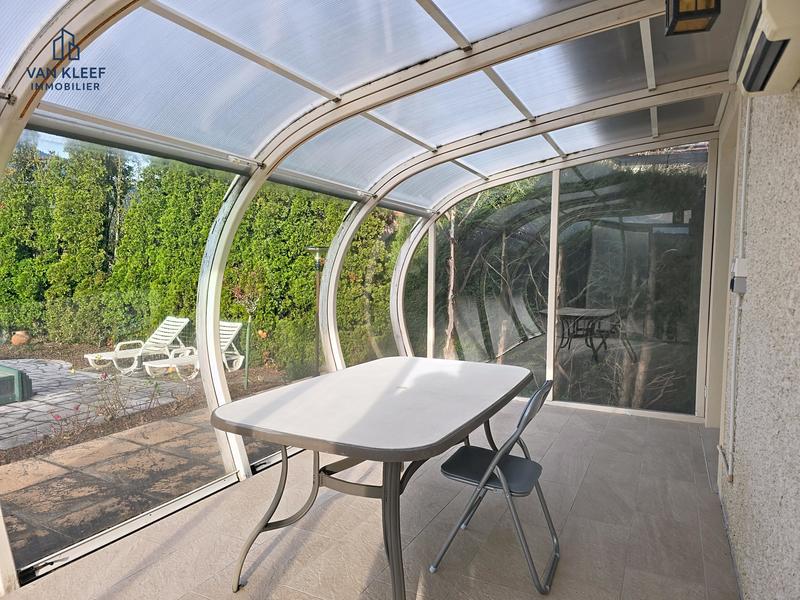 Maison traditionnelle - 94 m² - 4 pièces