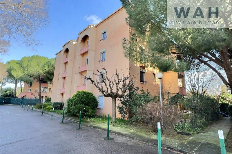 Appartement - 79 m² - 4 pièces